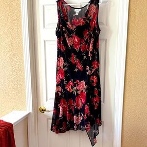 Elegant Asymmetrical Floral Dress - Black and Red